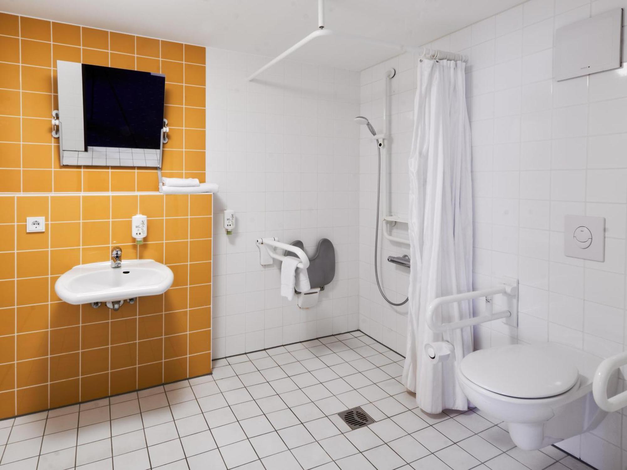 B&B Hotel Mainz-Hechtsheim Bagian luar foto